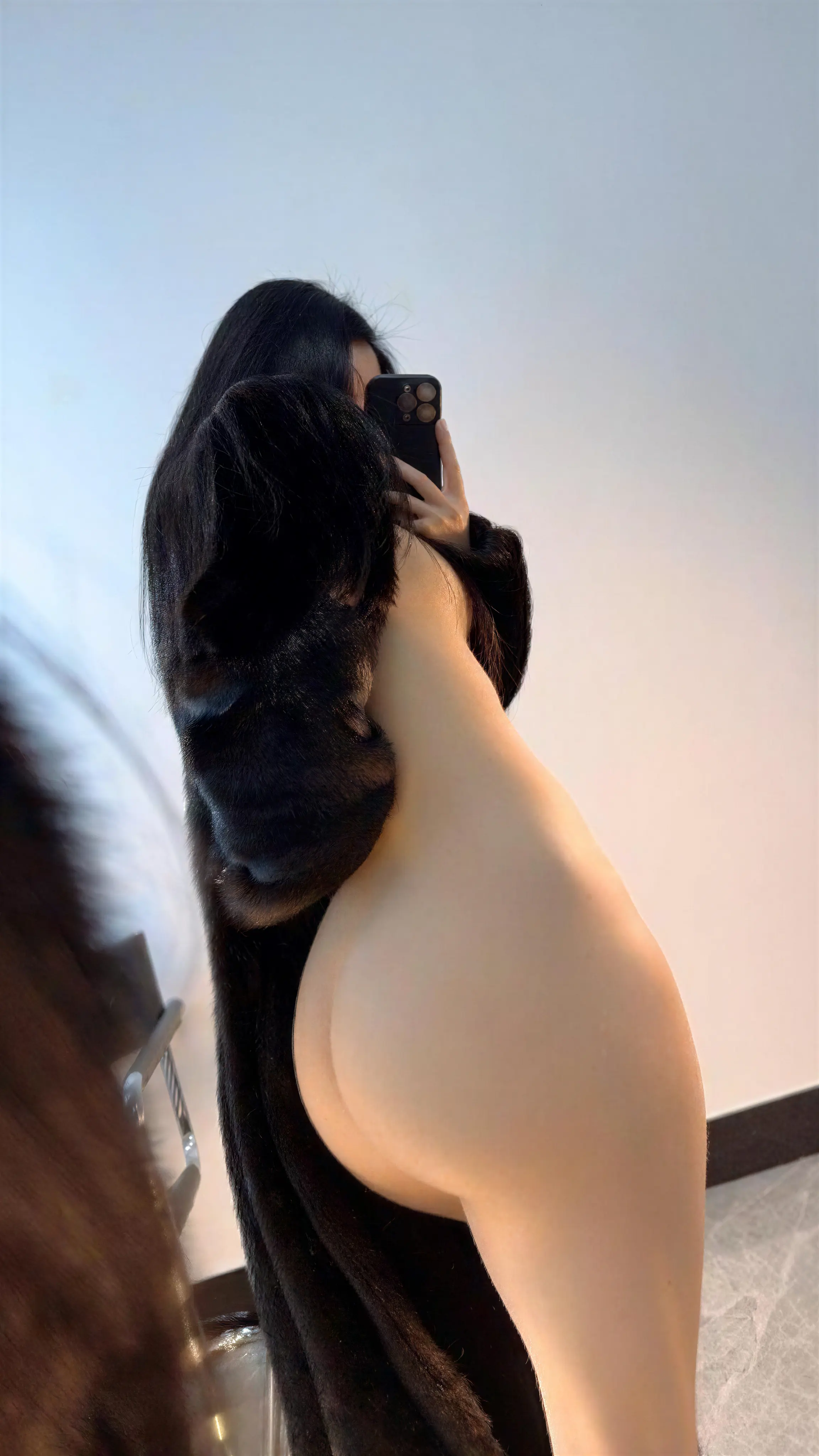 俏妞qiaoniuTT – 大蜜桃无内 20P